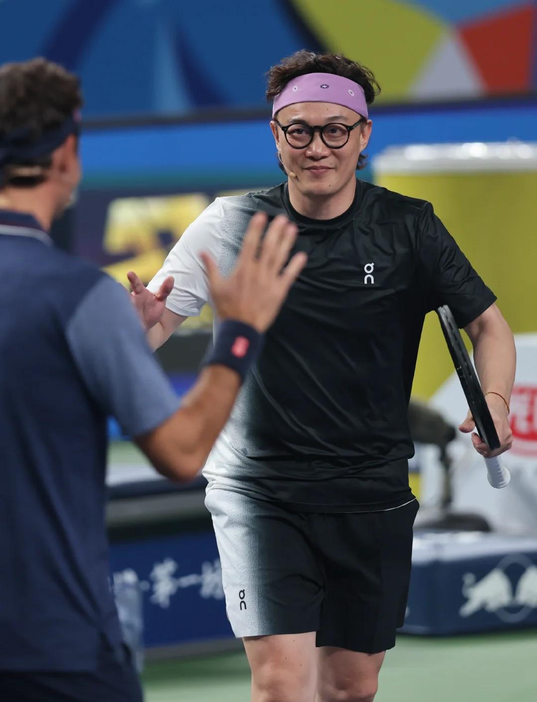 星空体育入口-包含跨界联动：NBA与街舞文化的完美融合的词条