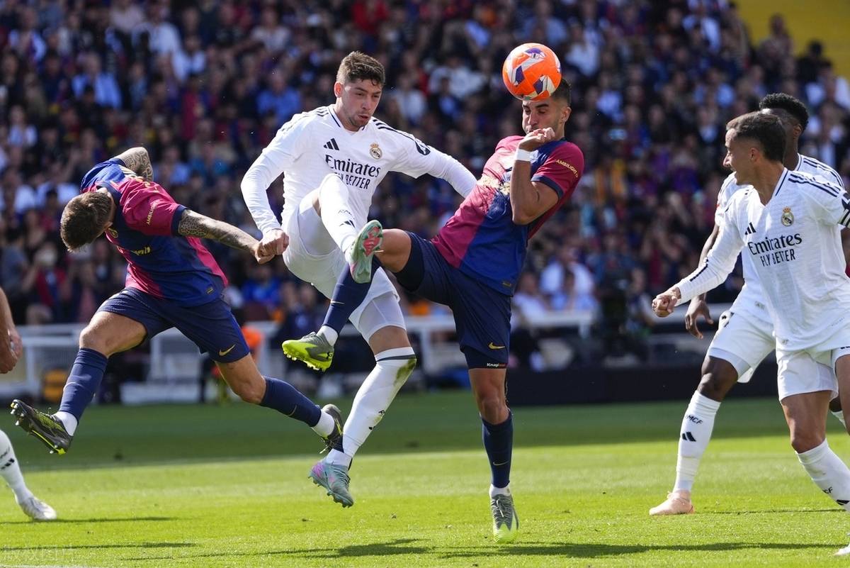 星空体育登录入口-西甲中后场控球战术全面升级，增强比赛观赏性的简单介绍